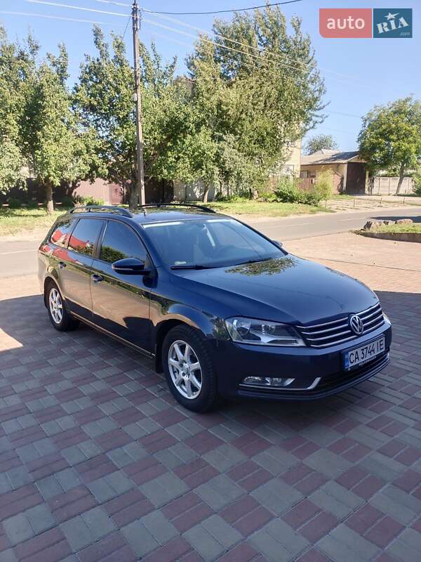 Volkswagen Passat 2011