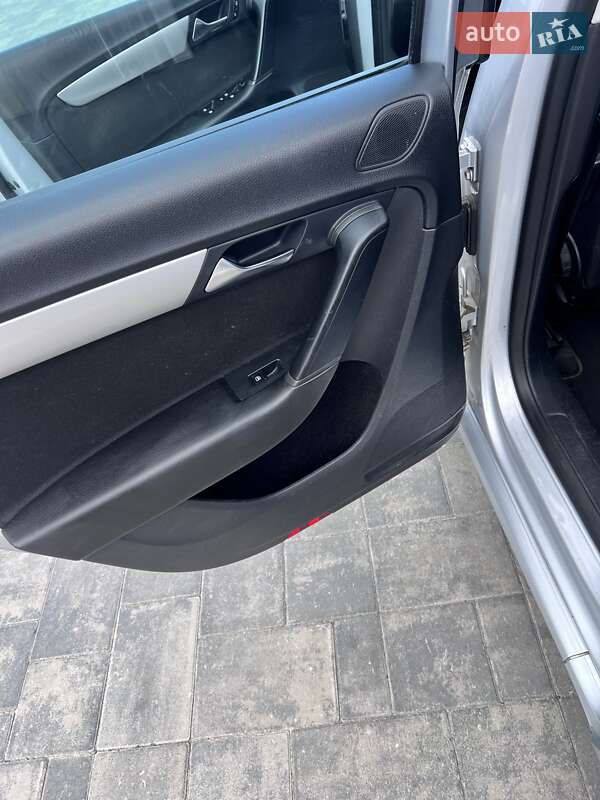 Универсал Volkswagen Passat 2012 в Луцке