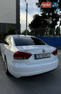 Седан Volkswagen Passat 2014 в 