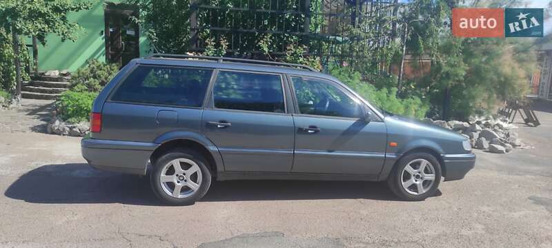 Volkswagen Passat 1995 Volkswagen Passat 1995