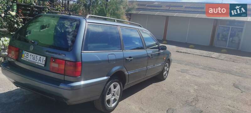 Универсал Volkswagen Passat 1995 в Чернигове