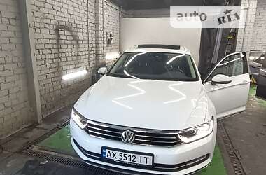 Універсал Volkswagen Passat 2015 в Харкові