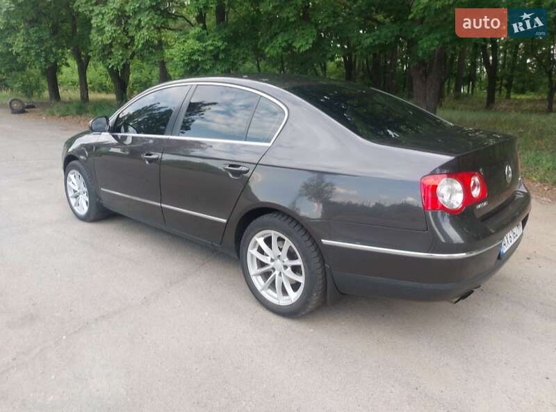 Седан Volkswagen Passat 2008 в Лозовой