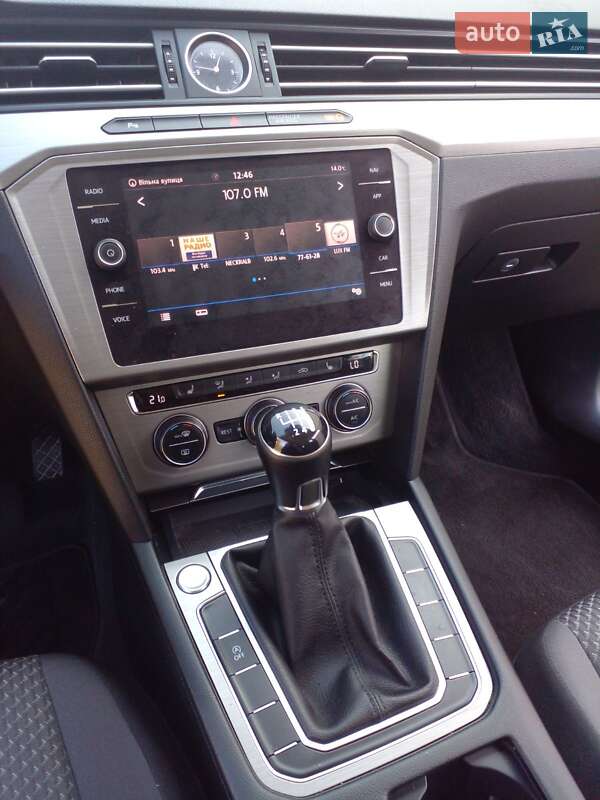 Универсал Volkswagen Passat 2018 в Ивано-Франковске