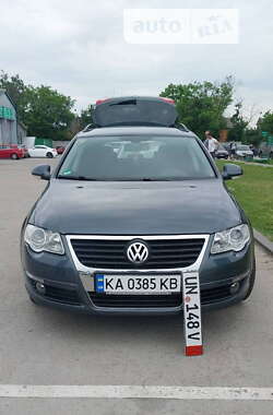 Универсал Volkswagen Passat 2009 в Киеве