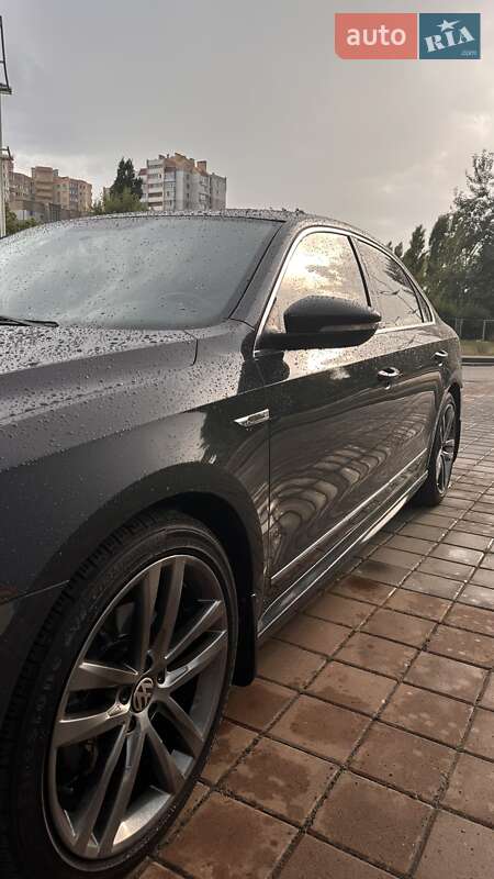 Седан Volkswagen Passat 2016 в Черкассах
