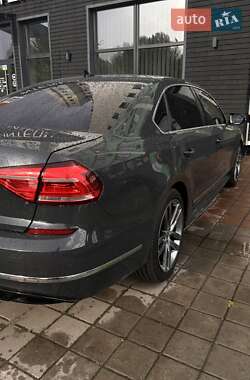 Седан Volkswagen Passat 2016 в 