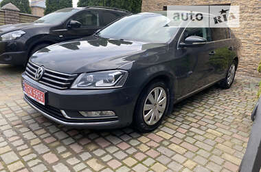 Volkswagen Passat 2014