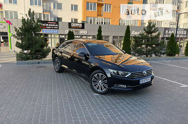 Седан Volkswagen Passat 2017 в Вінниці