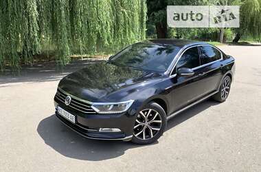 Седан Volkswagen Passat 2015 в Кривому Розі