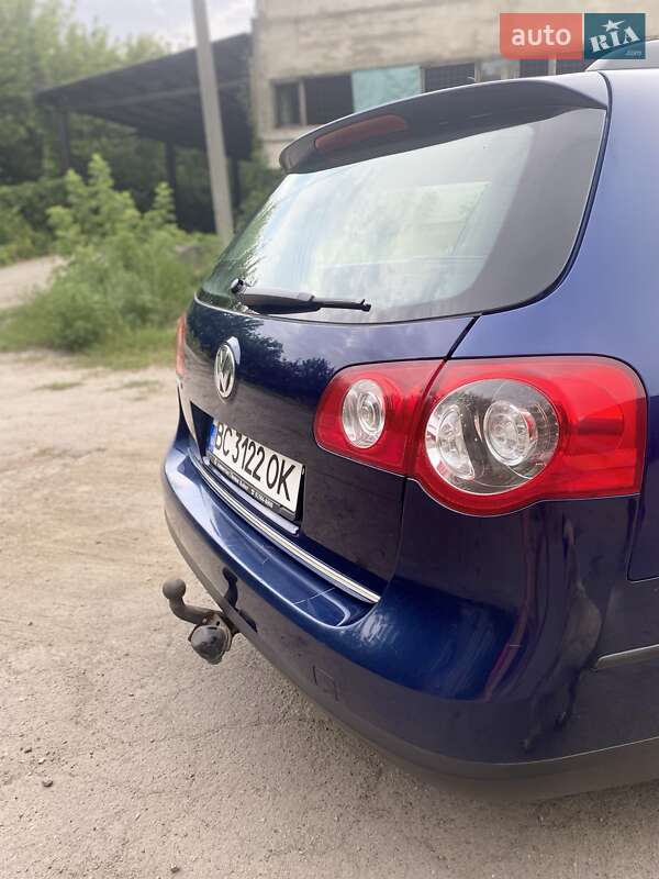 Универсал Volkswagen Passat 2006 в Терновке