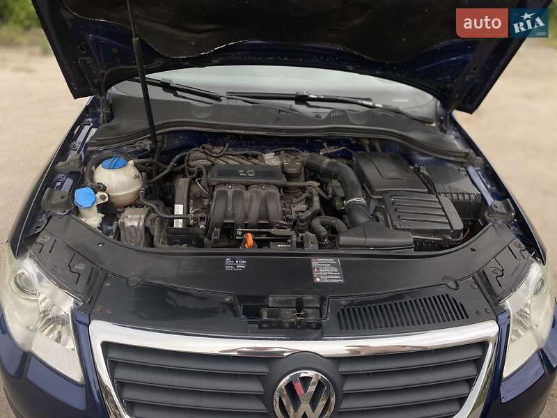 Универсал Volkswagen Passat 2006 в Терновке