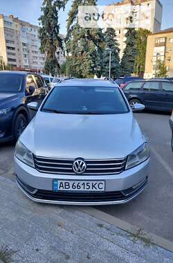 Універсал Volkswagen Passat 2011 в Вінниці