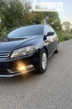 Универсал Volkswagen Passat 2012 в Черкассах