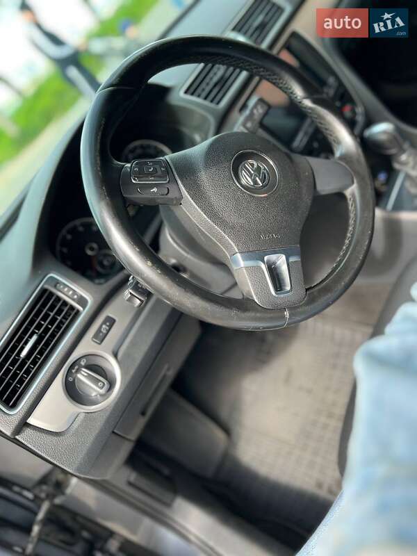 Седан Volkswagen Passat 2014 в Запорожье фото 7 Седан Volkswagen Passat 2014 в Запорожье