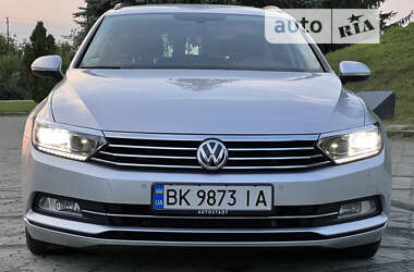 Универсал Volkswagen Passat 2018 в Дубно