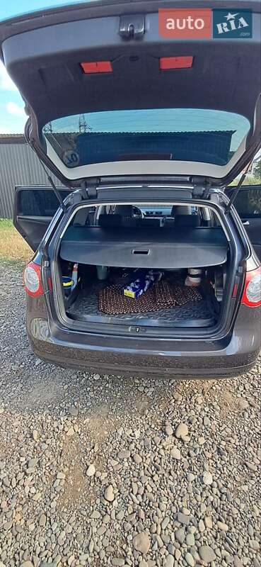 Универсал Volkswagen Passat 2010 в Черновцах