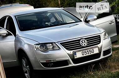 Седан Volkswagen Passat 2010 в Киеве