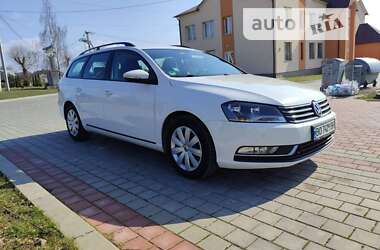 Универсал Volkswagen Passat 2013 в Тернополе