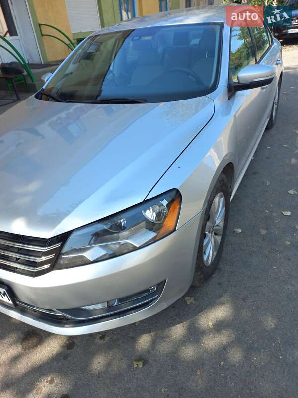 Седан Volkswagen Passat 2012 в Килии