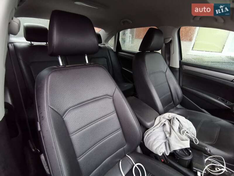 Седан Volkswagen Passat 2013 в Владимире