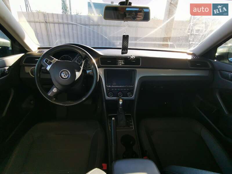Седан Volkswagen Passat 2013 в Владимире