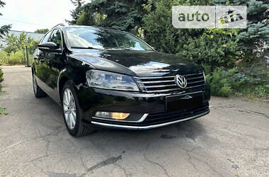 Універсал Volkswagen Passat 2014 в Ніжині