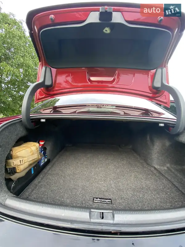 Седан Volkswagen Passat 2015 в 