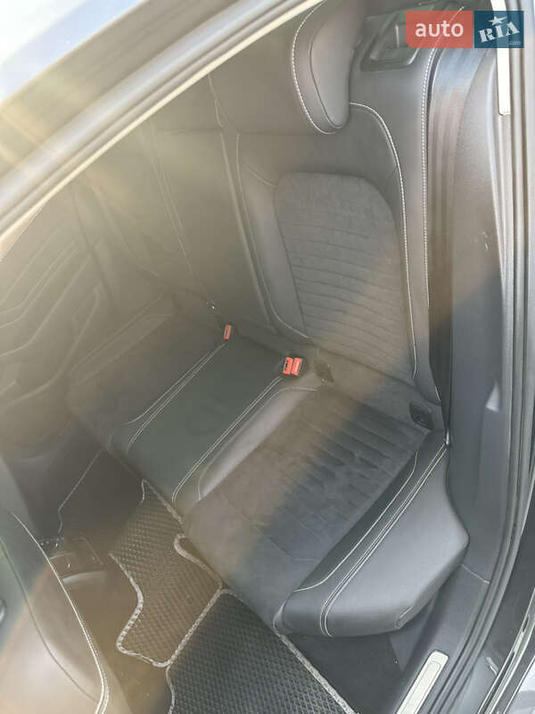 Седан Volkswagen Passat 2020 в Черновцах