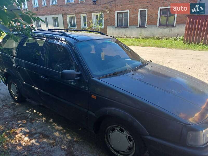 Volkswagen Passat 1993