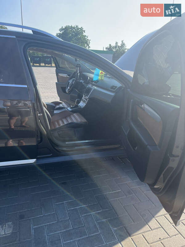 Универсал Volkswagen Passat 2014 в Каменском