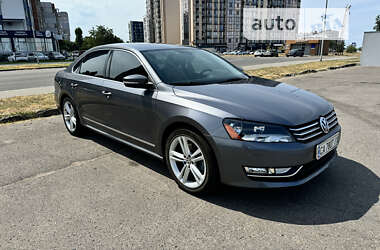 Седан Volkswagen Passat 2012 в Черкассах