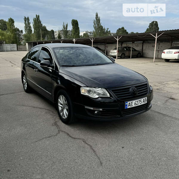 Седан Volkswagen Passat 2008 в Павлограді