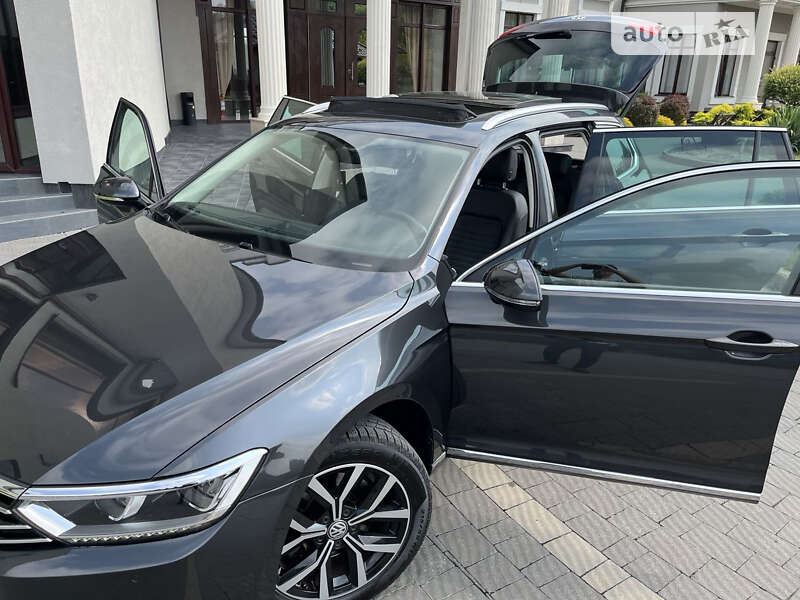 Универсал Volkswagen Passat 2018 в Мукачево