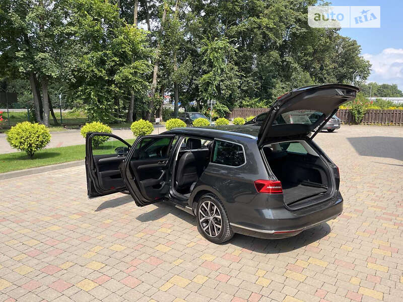 Универсал Volkswagen Passat 2018 в Мукачево