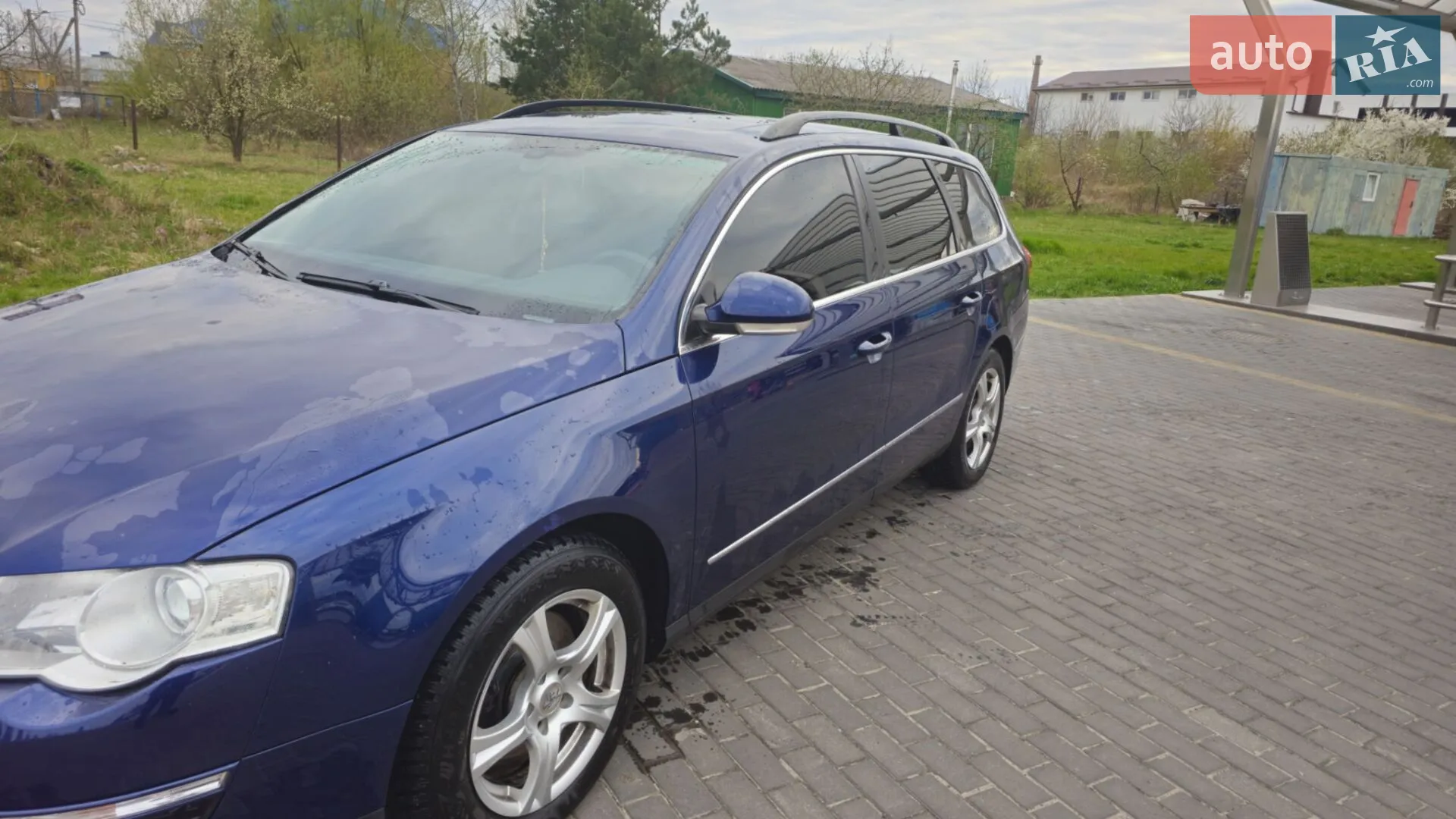 2010 Volkswagen Passat - мініатюра 4