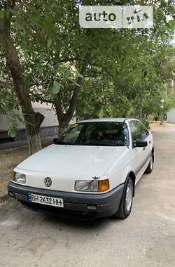 Седан Volkswagen Passat 1989 в Одесі