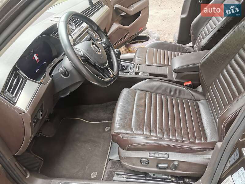 Универсал Volkswagen Passat 2016 в Днепре