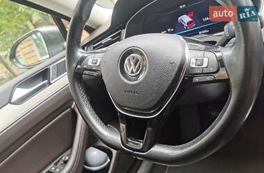 Универсал Volkswagen Passat 2016 в Днепре