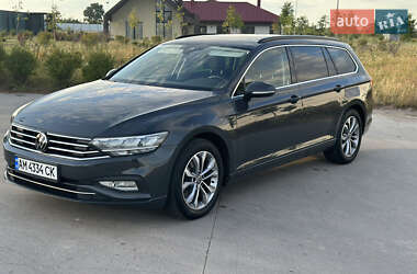 Volkswagen Passat 2021