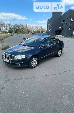 Седан Volkswagen Passat 2008 в Харькове