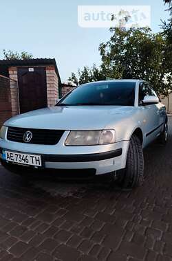 Седан Volkswagen Passat 1999 в Кривому Розі