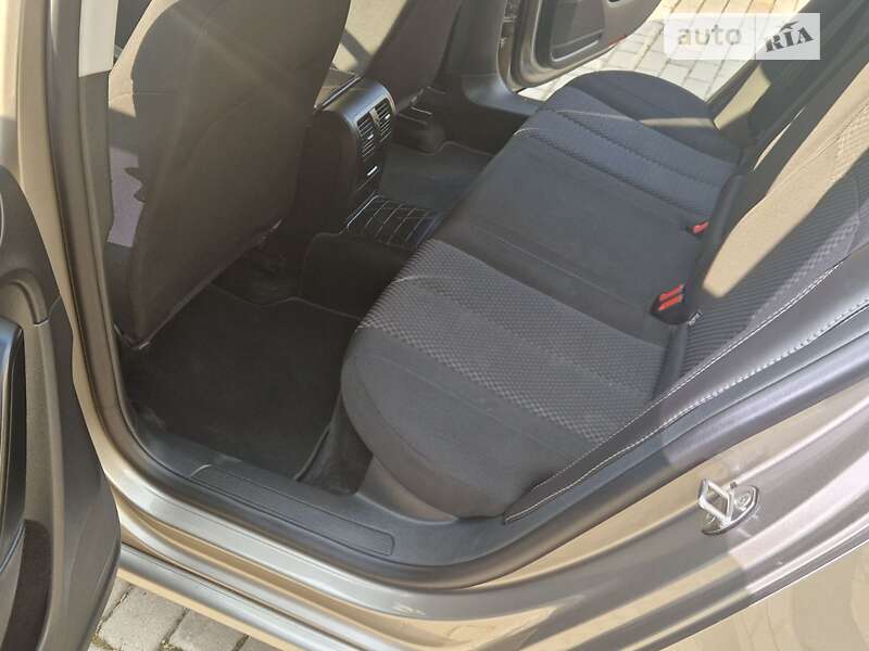 Седан Volkswagen Passat 2012 в Тернополе фото 4 Седан Volkswagen Passat 2012 в Тернополе