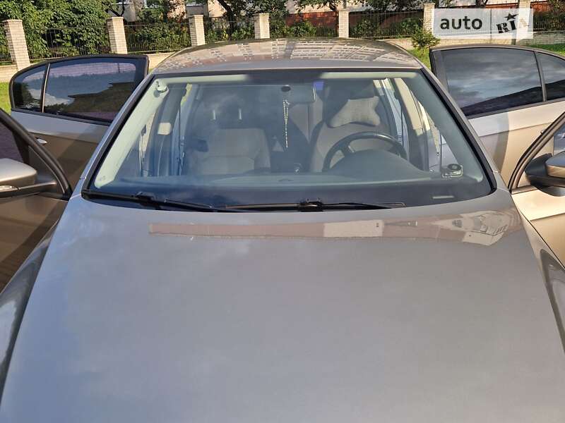Седан Volkswagen Passat 2012 в Тернополе фото 15 Седан Volkswagen Passat 2012 в Тернополе