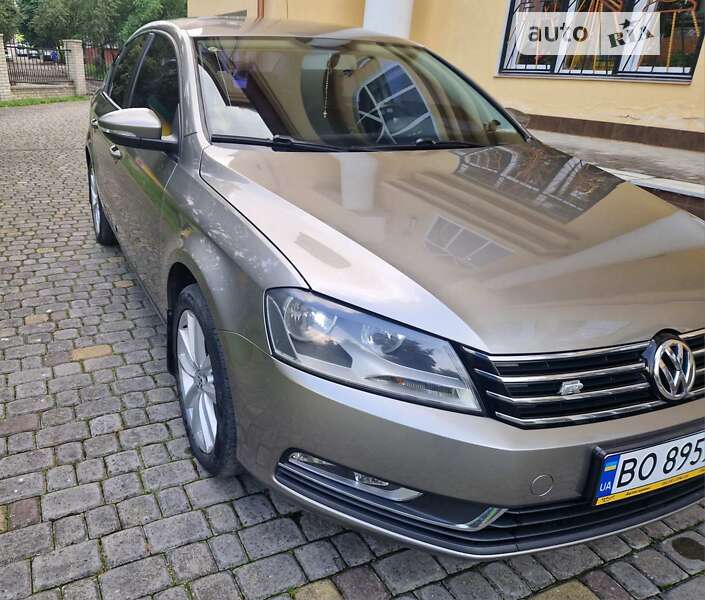 Седан Volkswagen Passat 2012 в Тернополе фото 20 Седан Volkswagen Passat 2012 в Тернополе