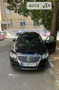 Седан Volkswagen Passat 2006 в Києві