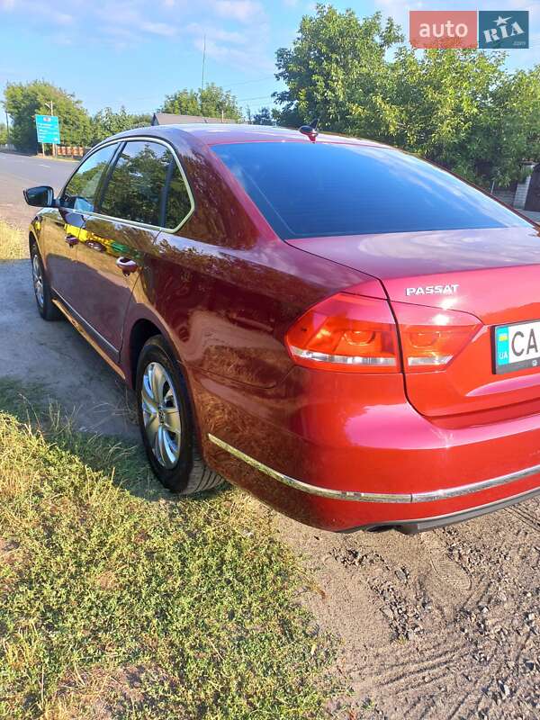 Седан Volkswagen Passat 2015 в Черкассах