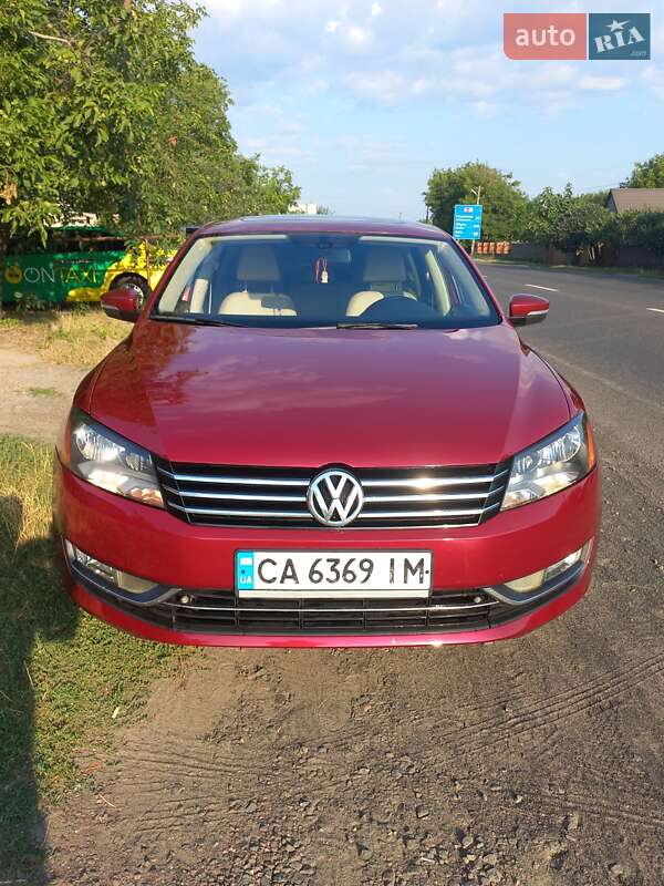 Седан Volkswagen Passat 2015 в Черкассах