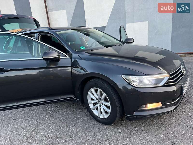 Универсал Volkswagen Passat 2017 в Виннице