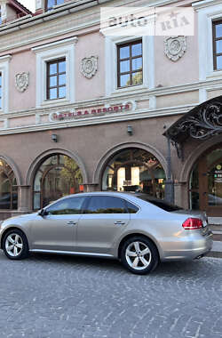 Седан Volkswagen Passat 2011 в Кам'янець-Подільському